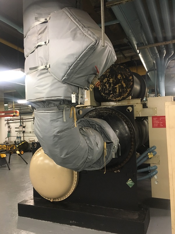 What are the advantages of detachable valve thermal insulation clothing？